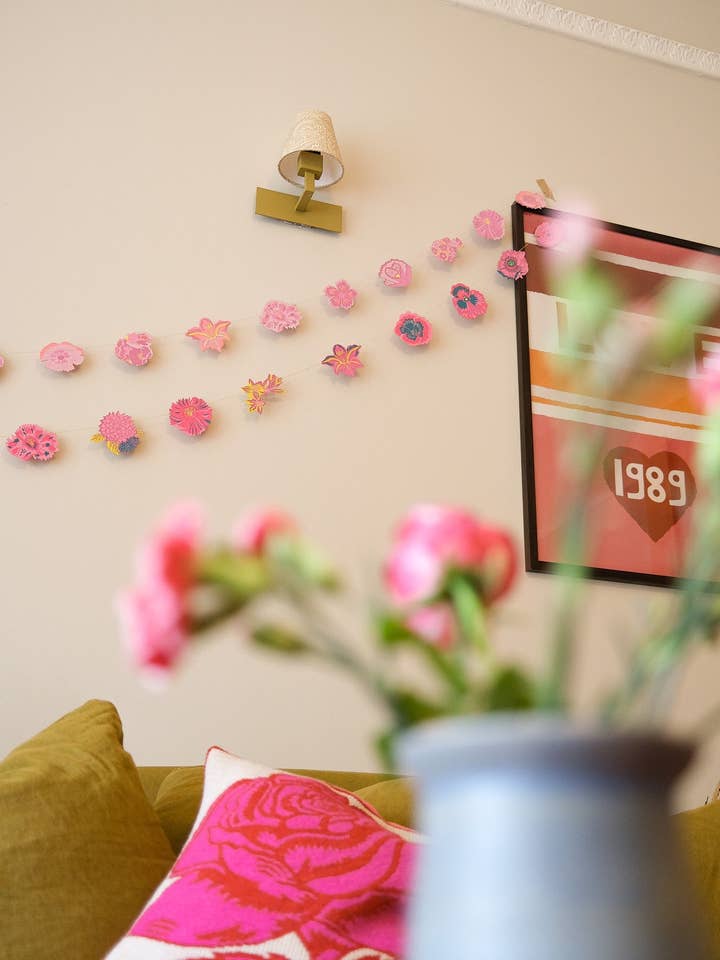 GUIRLANDE COUSUE DE JARDIN DE PRINTEMPS pour la vente par East End Press