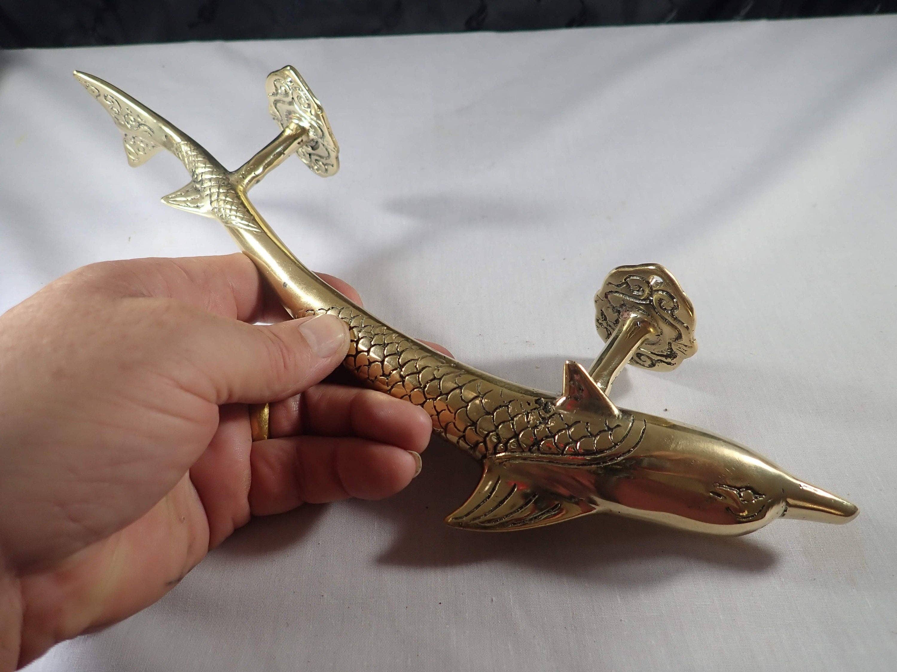 Ubud Glass – Großhandel Griff/Handgriff – Delfin-Eingangstürgriff, antiker Türgriff aus massivem Bronze-Seepferdchen4