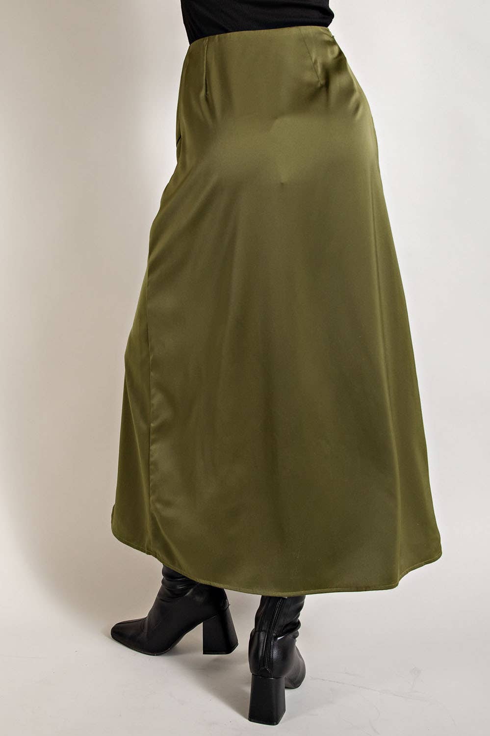 FSL Apparel - Wholesale Skirt - Women's - IS8028 - SATIN FLARED SKIRTS WITH SIDE SLIT14