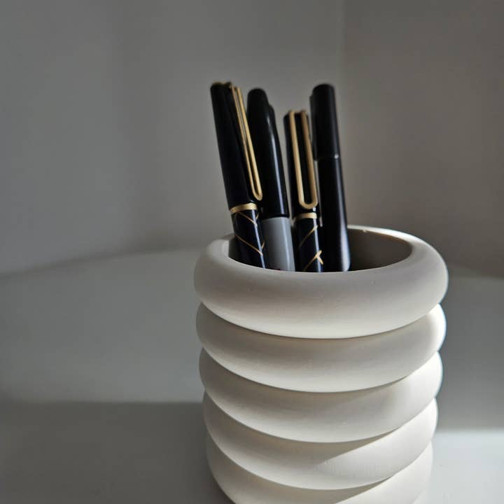 Bubble Pot - Pen Pot, Brush holder, Dried Flower Vase for wholesale by Scandi Sculptures