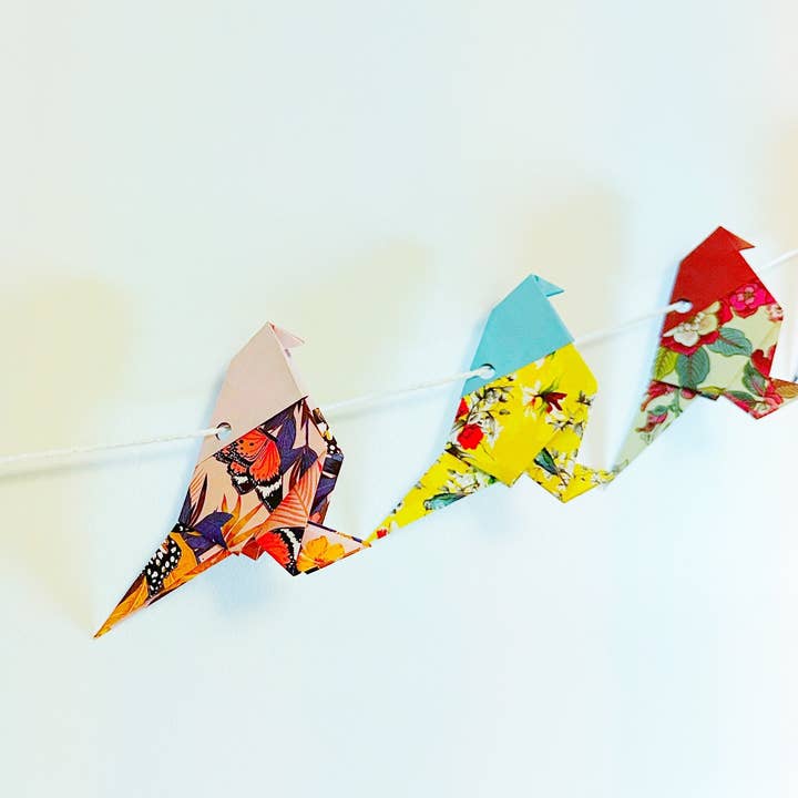 Heart of Fold - Vendita all'ingrosso Bandierine/Ghirlande - Ghirlanda origami a forma di pappagallo per camera da letto/cameretta dei bambini e decorazione per feste3