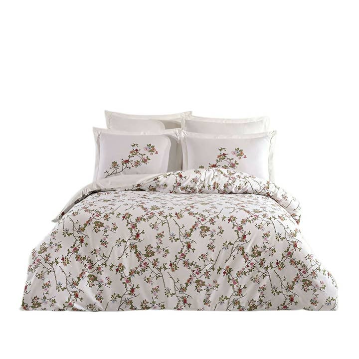 Quilted 4-Piece Single and Double Turkish Cotton Bedding Set for wholesale by Wear Sierra