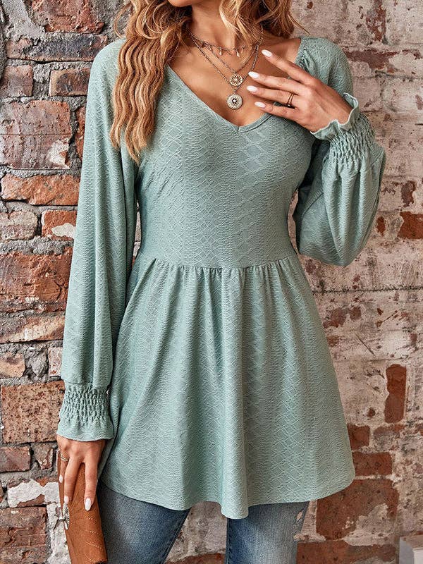 Elasticiteit met lange mouwen, geplooide, effen gekleurde T-shirts met V-hals voor wholesale door StyleGalX