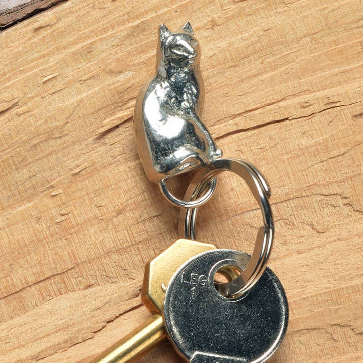 Cat Keyring, English Pewter Gifts For Cat Lovers for wholesale by Glover & Smith