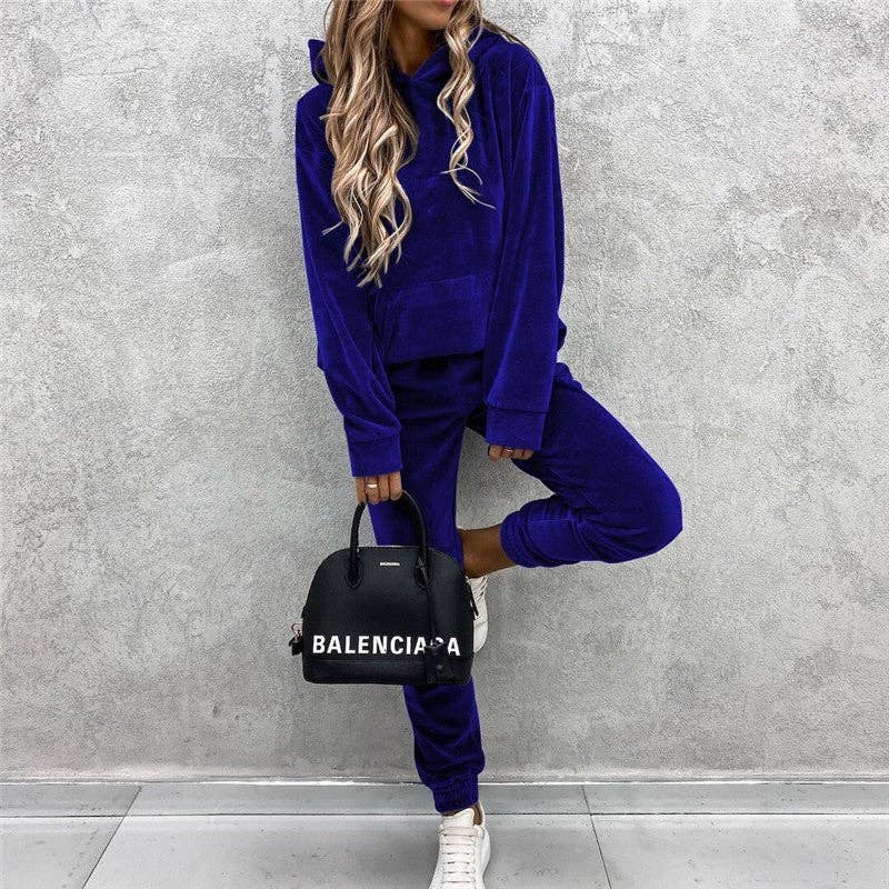 UZ Wholesale Store - Vente Ensemble de vêtements d'intérieur – femme - Ensemble de sweat à capuche et pantalon de survêtement uni6