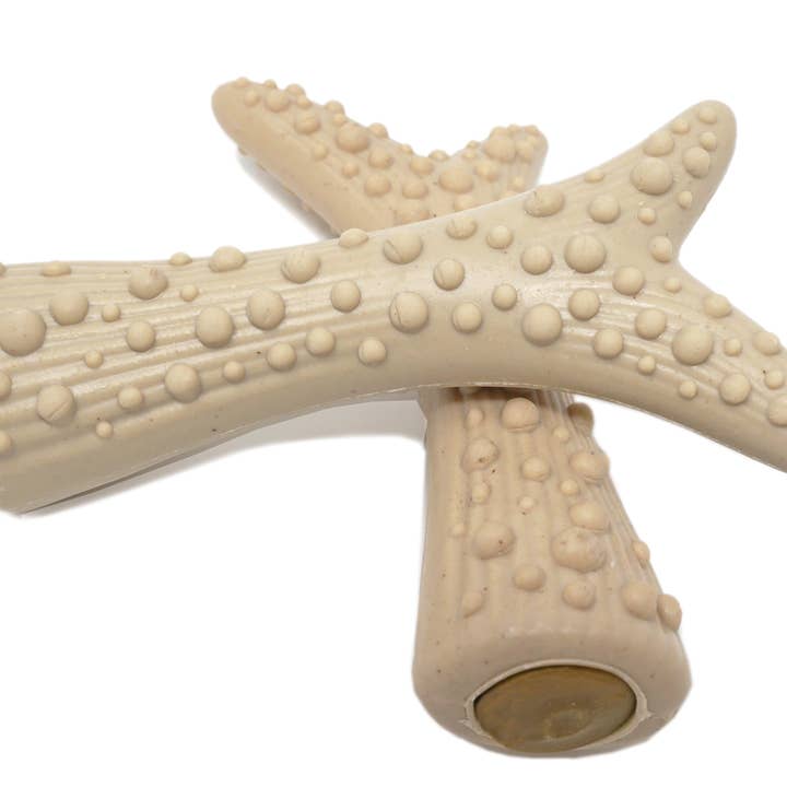 Miro & Makauri - Wholesale Pet Treats - Dog - Maks'Patch Dog Treats. Peanut Butter Antlers. 30 per box