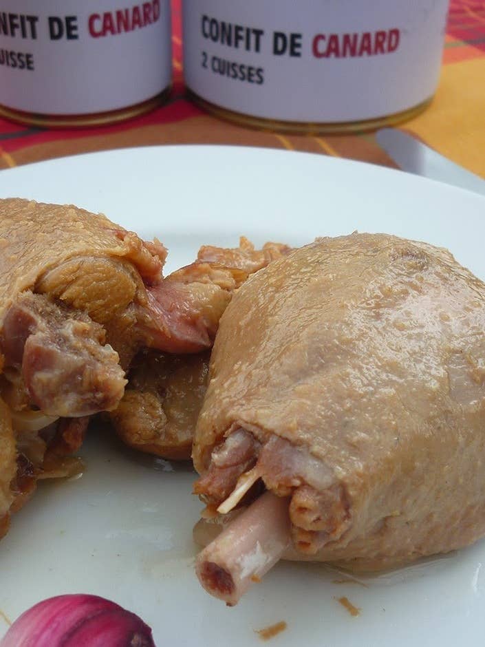 Duck confit 6 legs 1200 G for wholesale by Maison Regaud