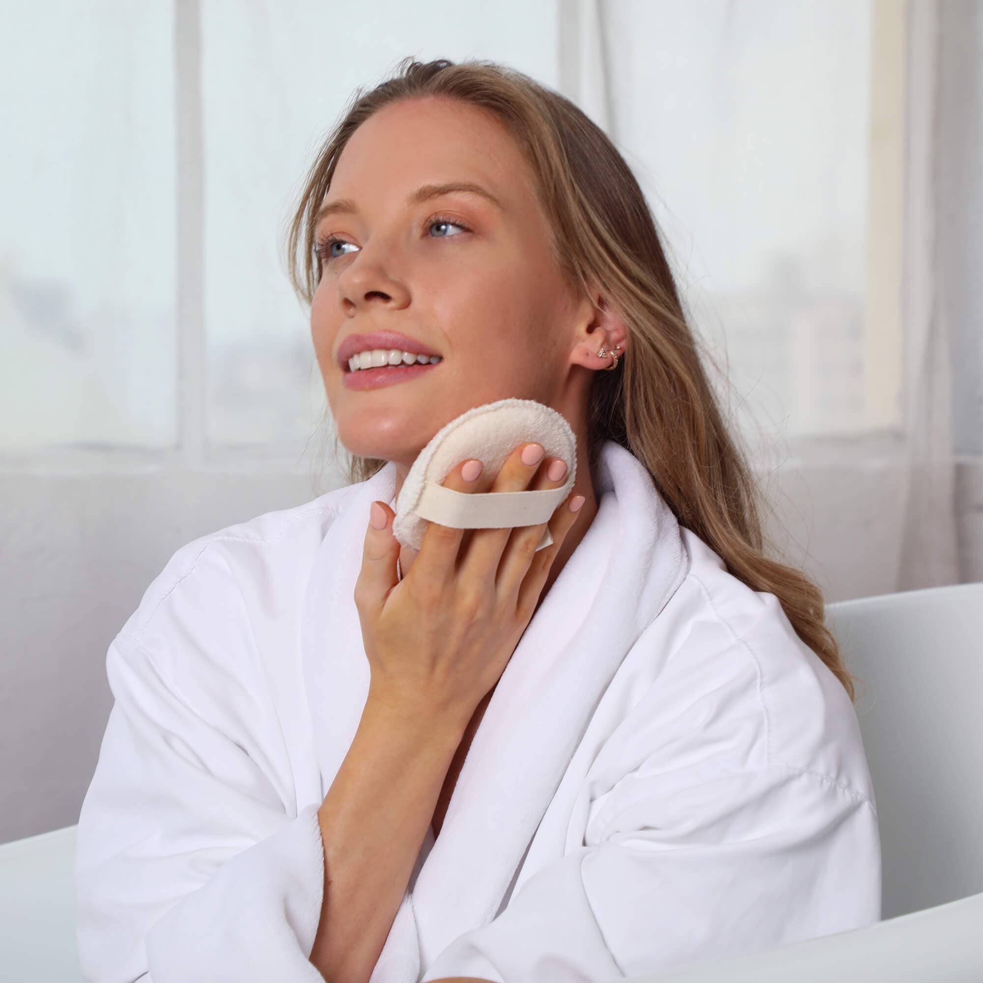 Daily Concepts - Wholesale Body Brush - Daily Exfoliating Body Scrubber3