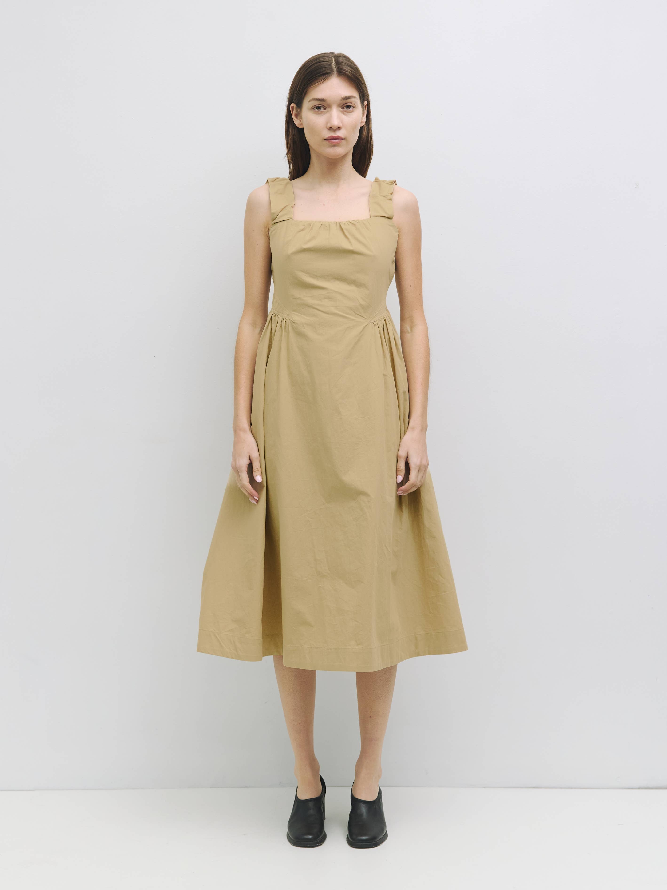 MOD REF - Vendita all'ingrosso Vestito - Donna - Vestito midi Alora con spalle elasticizzate5