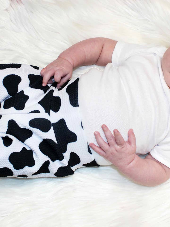 Leggings y pantalones con estampado de vaca de Cow Spot, de género neutro para venta al por mayor de Sew Southern Kids Couture