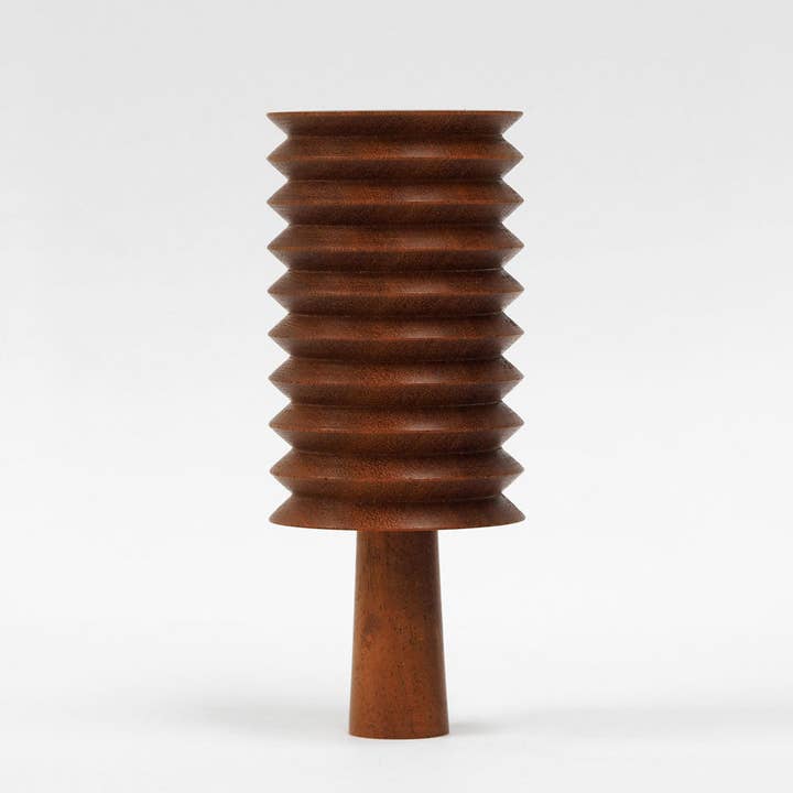 Zig-Zag - Håndlavet træ bordplade træ ornament for engroshandel hos The Arboretum