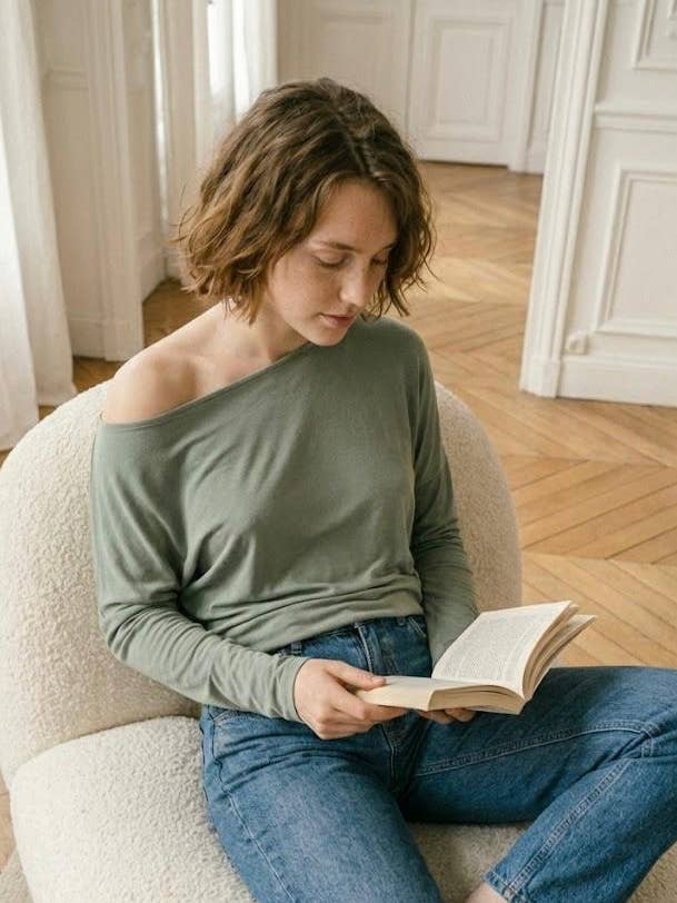 Top Fluide Col Bateau @10342_HFluid pour la vente par Mimi & Gogo