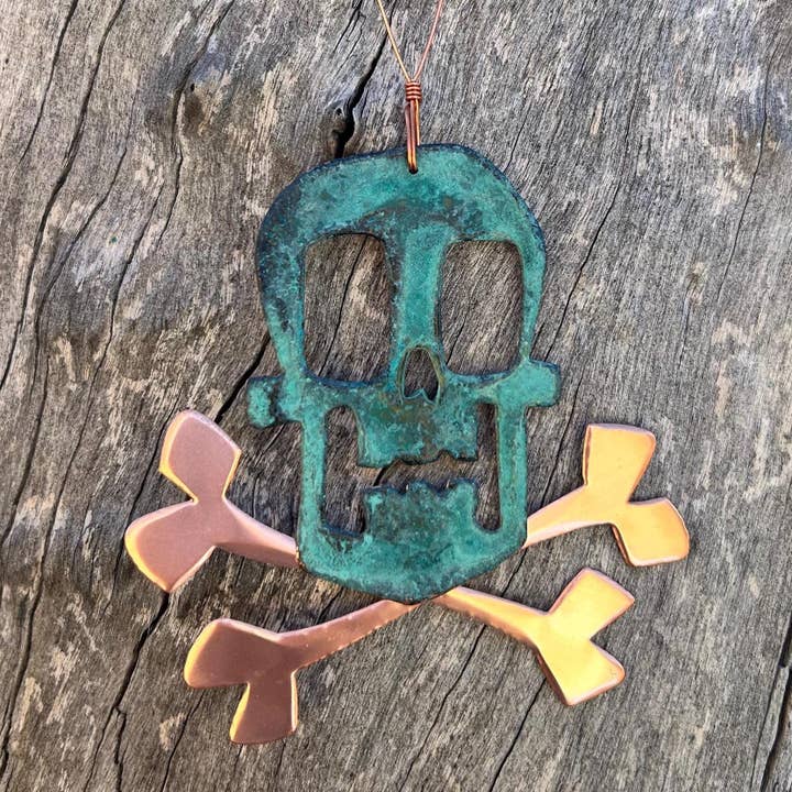 Piratskalle & Krydsknogler Kobber Julepynt for engroshandel hos Dos Damas Designs