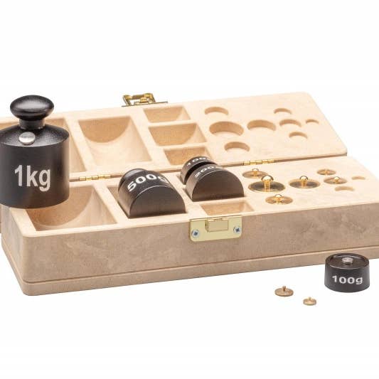 Ensemble de poids de 2 kg (13 poids) dans une boîte Re-wood® | balance de table pour la vente par Wissner® aktiv lernen