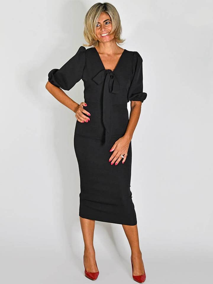 Black Dress with Neckline and Bow for wholesale by Top Fashion