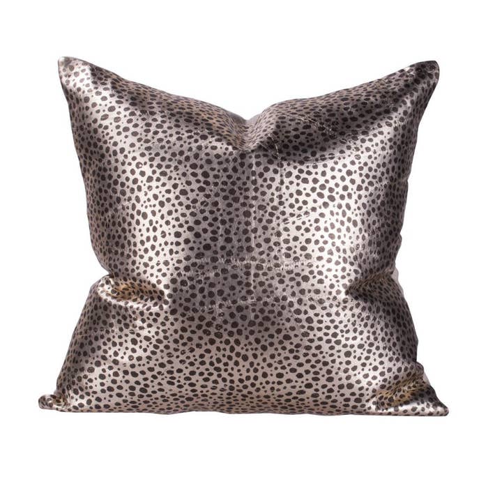 A&B Home Group Inc. – wholesale Throw/decorative pillow – 16x16" Pillow - Gold/Brown