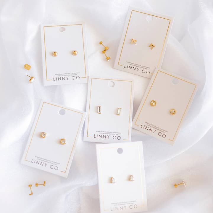 LINNY CO - Wholesale Stud/Post Earrings - Screwback Stud Earrings - Paige Pear3