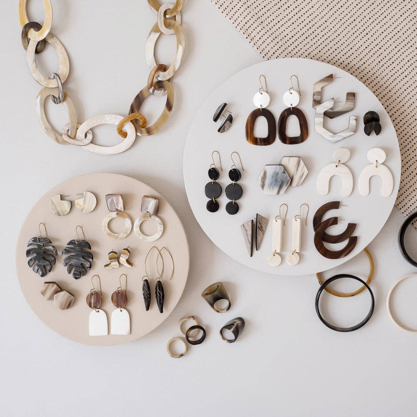 MAADILI COLLECTIVE – wholesale Hoop earrings – Honeycomb Hoop Earrings4