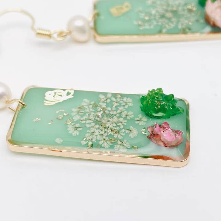 Mio Queena - Wholesale Dangle Earrings - Natural Dried Flower Geometric Dangle Earrings - PDF8