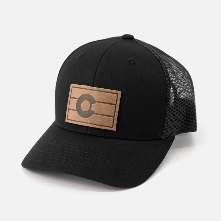 Chapeau drapeau du Colorado | Chapeau de camionneur à patch en cuir pour la vente par Range Leather Co.