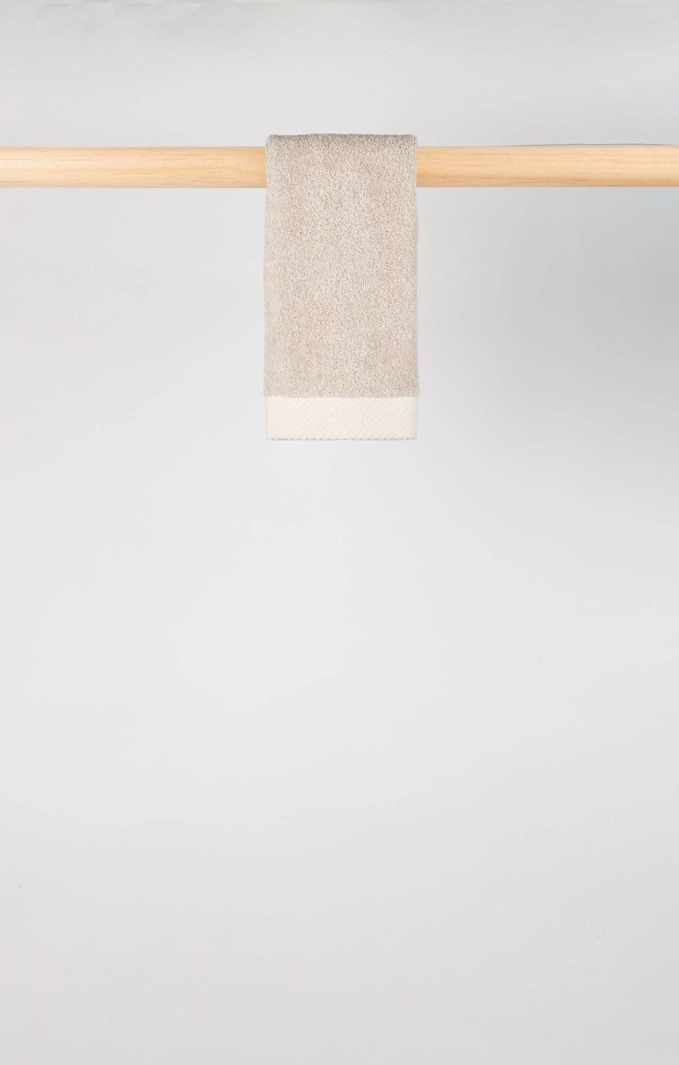 Torres Novas - Wholesale Bath Towel - Toalhas de Banho de Algodão Reciclado e Orgânico Cinza2