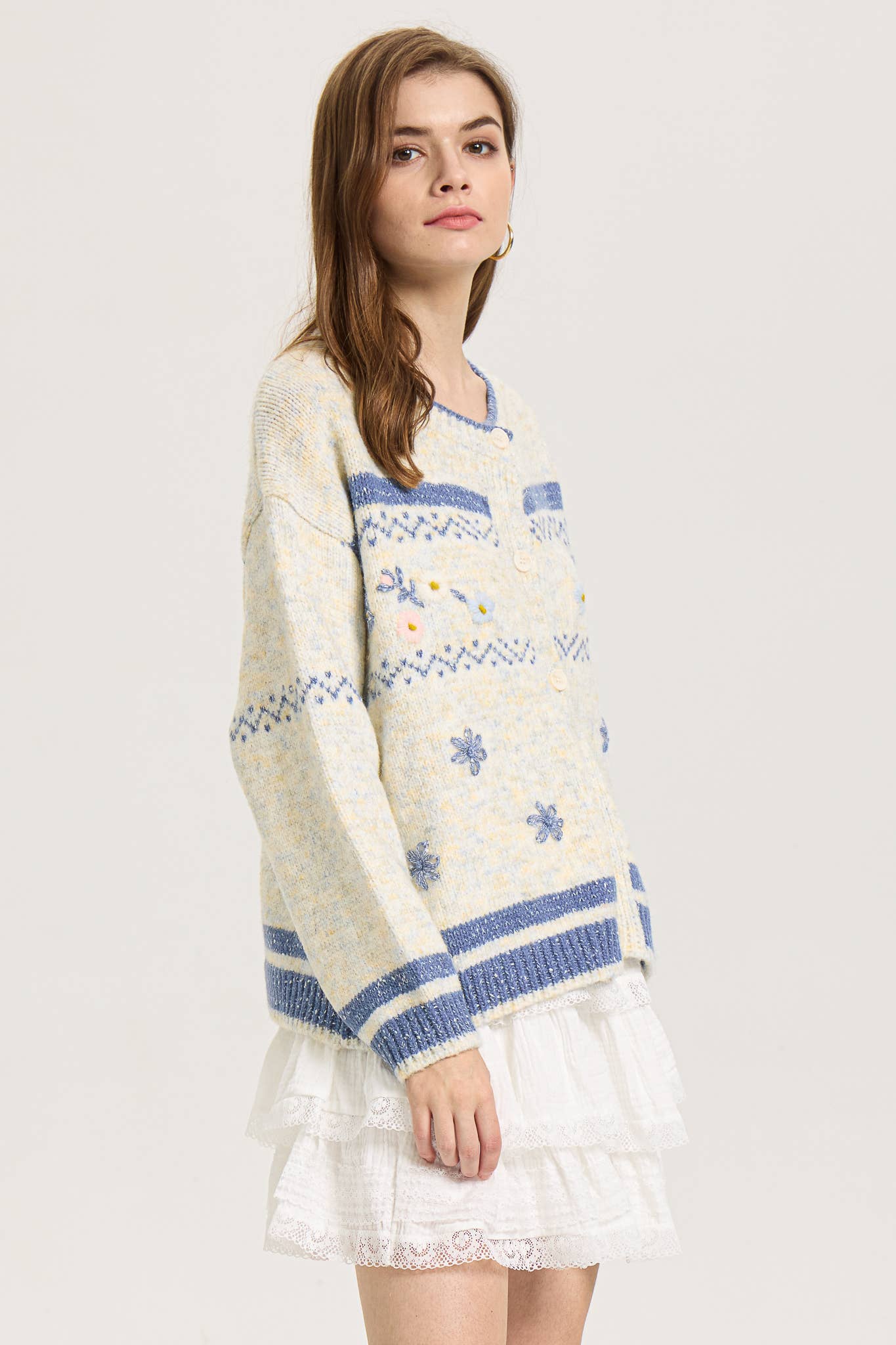 ROSIE POSIE – Großhandel Strickjacke – Damen – RP2587 - Strickjacke mit Knöpfen und Frostblumenmuster7