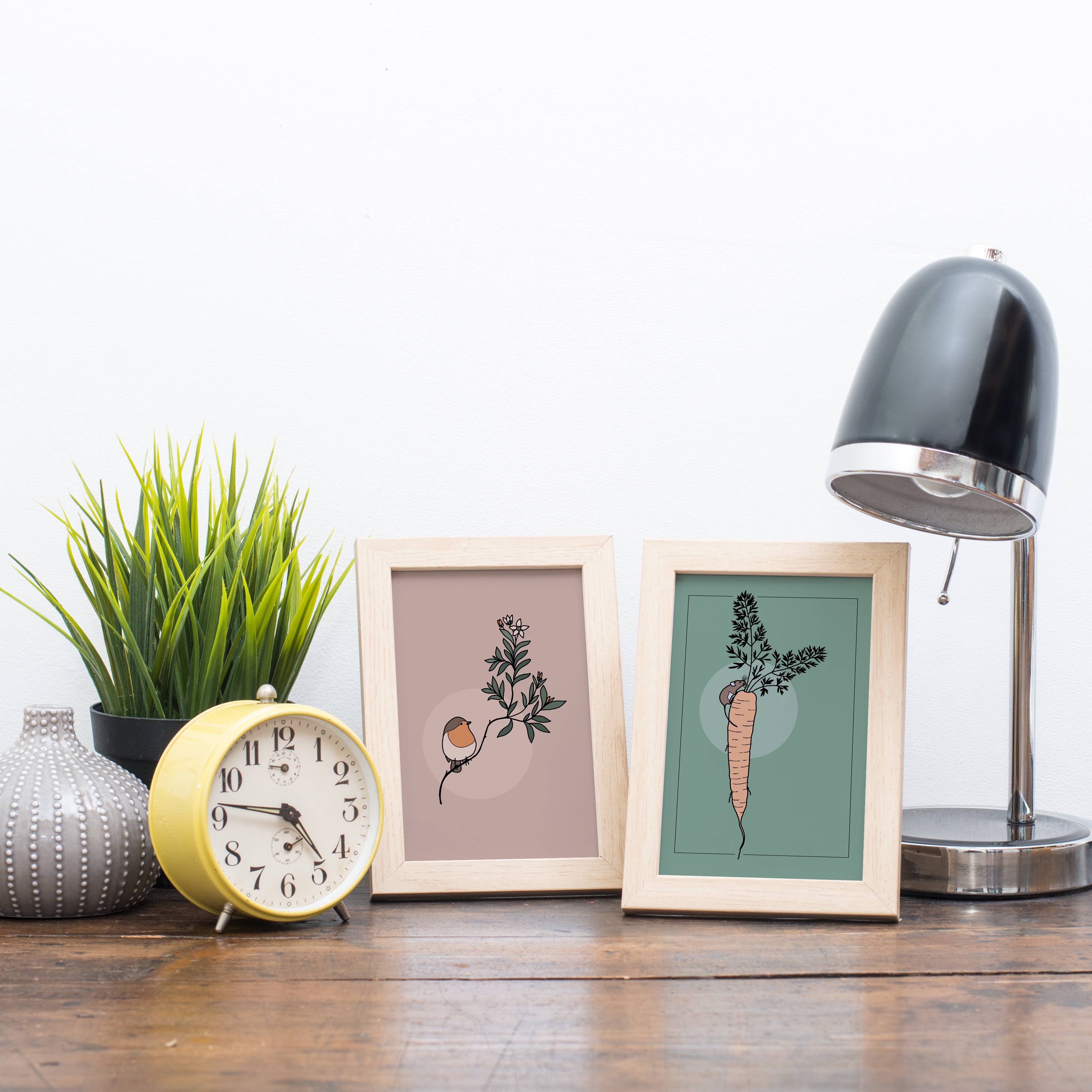 Rotberta - Wholesale Postcard - Postcard Robin with Twig2