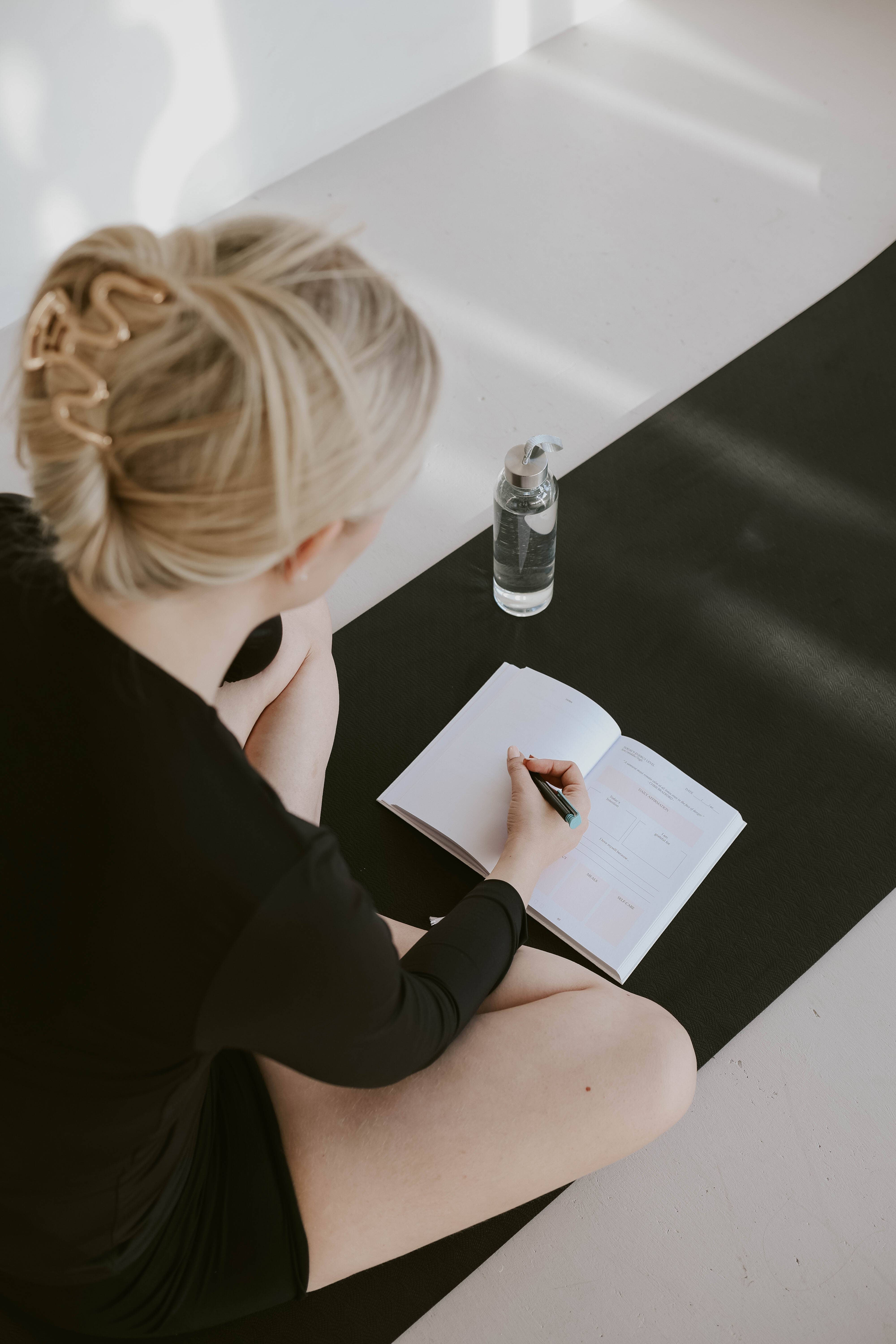 Pretty & Mindful - Wholesale Journal/Diary - FIT | Fitness & Self-Care Journal9