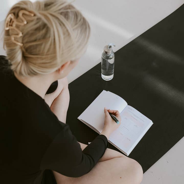 Pretty & Mindful - Wholesale Journal/Diary - FIT | Fitness & Self-Care Journal9