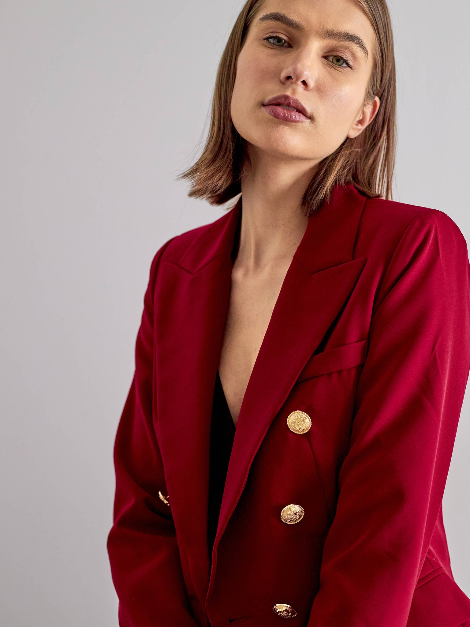 Attentif Paris - Wholesale Blazer - Women's - [Timeless] Fitted double-breasted blazer with gold buttons17