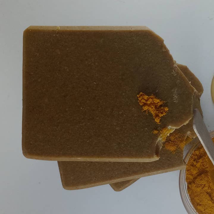 The Golden One for wholesale by Classie's Sisters