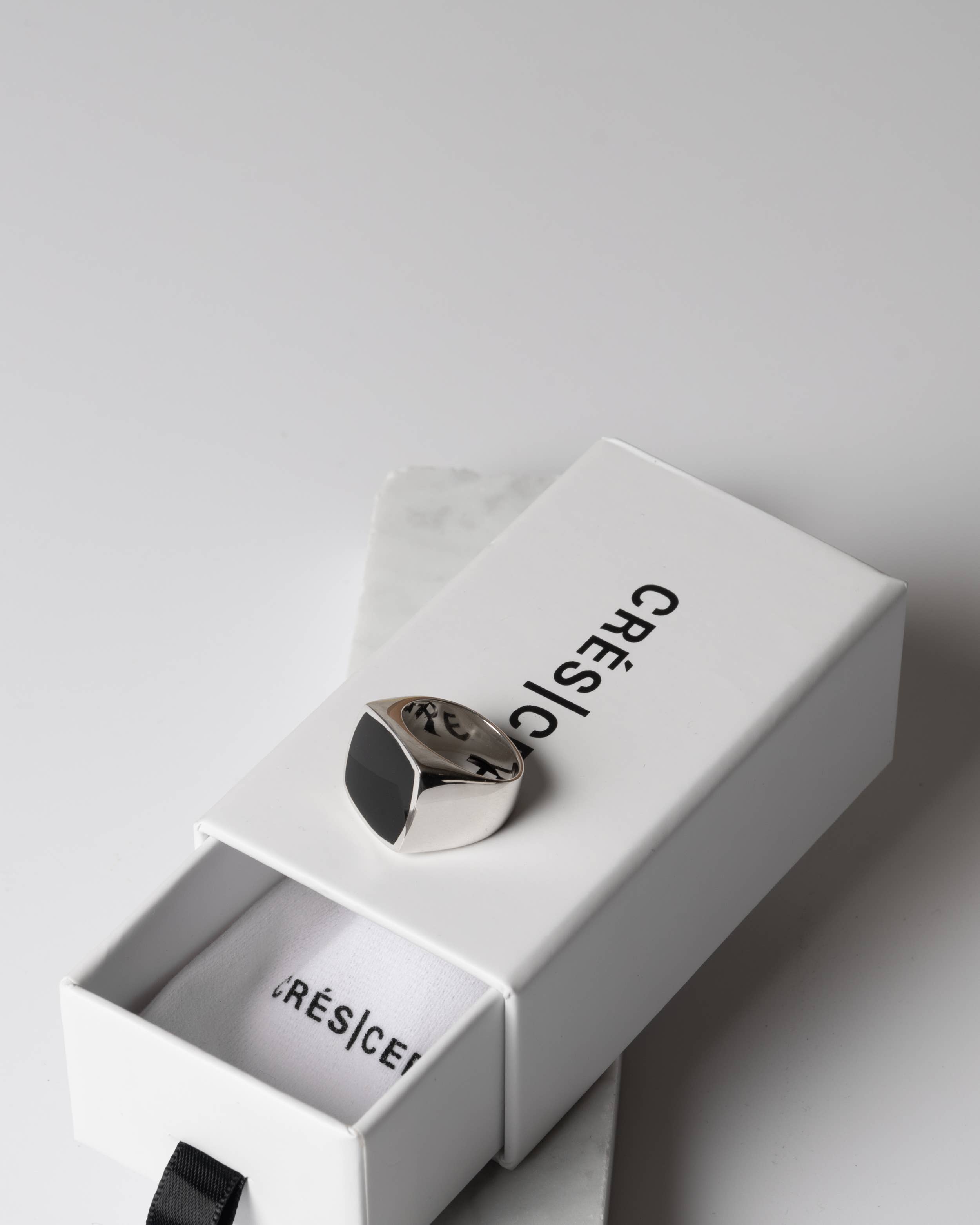 Crés-cere Rings - Wholesale Jewelry - Men's - Sydney Magna - 925 Sterling Silver Ring Black Onyx - Men6