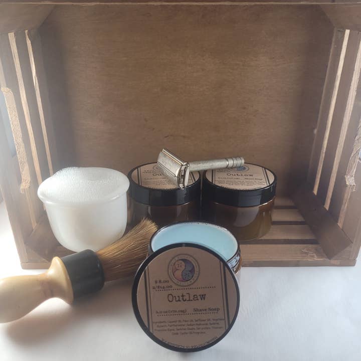 Outlaw for wholesale by Owls Roost Melts and More