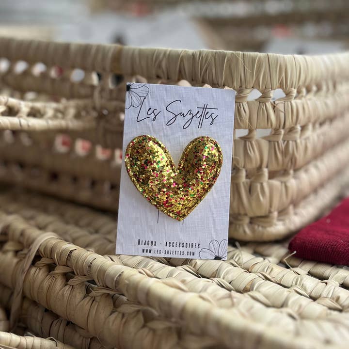 Emma heart brooch for wholesale by Les Suzettes