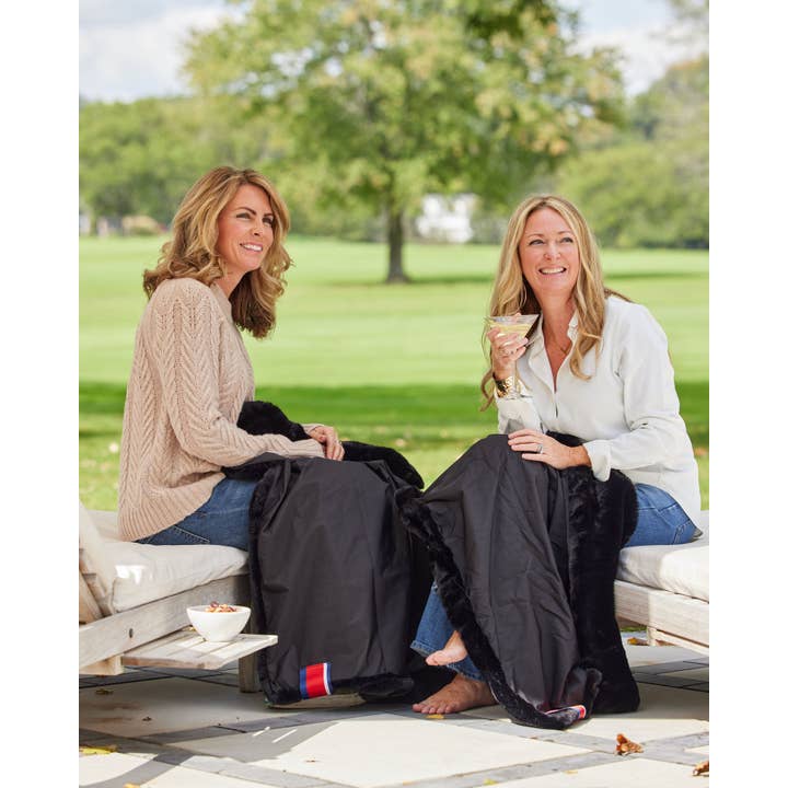 Pretty Rugged - Wholesale Throw Blanket - Waterproof Windproof Outdoor Blanket | Pretty Rugged14