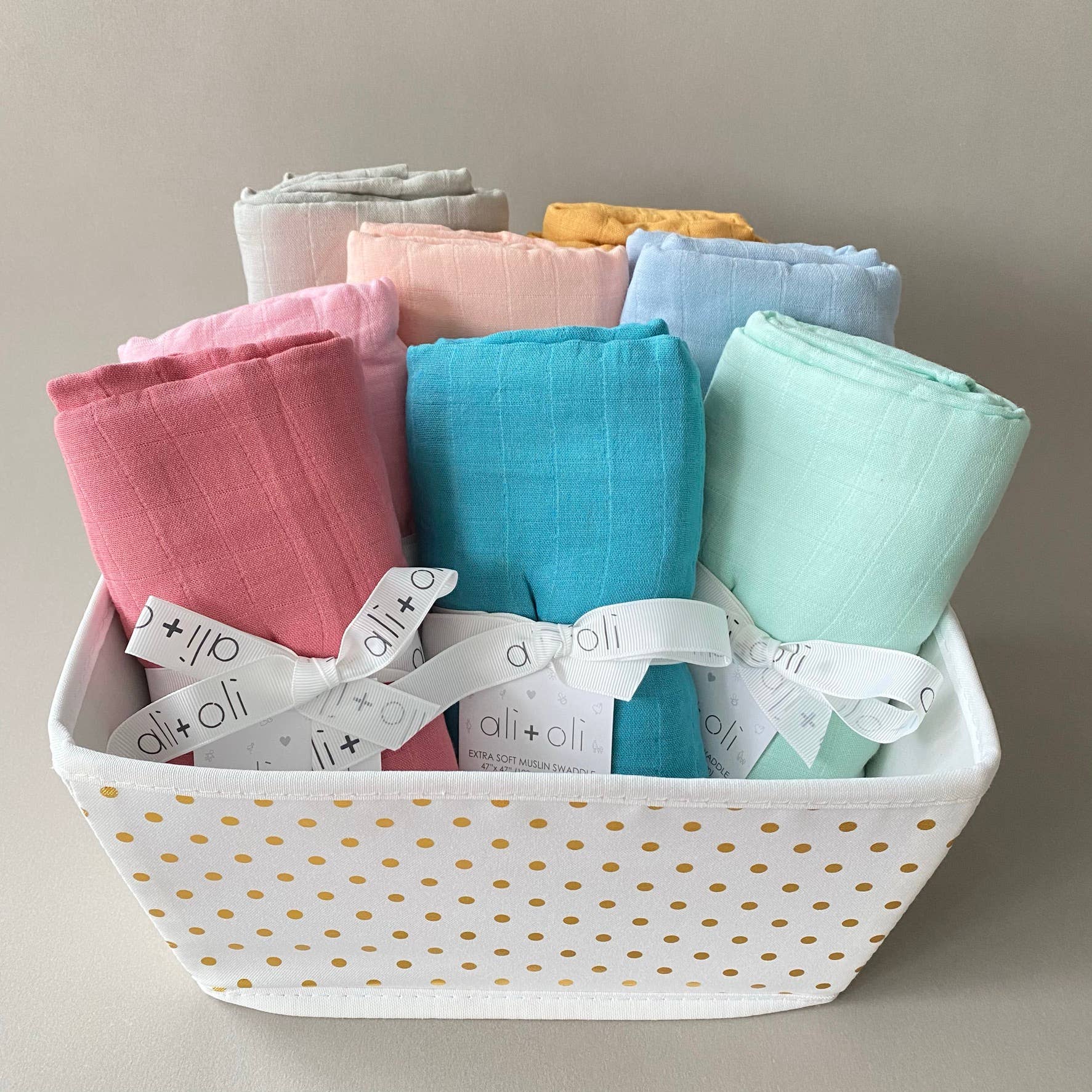 Ali+Oli - Wholesale Swaddle - Baby - Bamboo Muslin Swaddle Blanket (Pure White)5