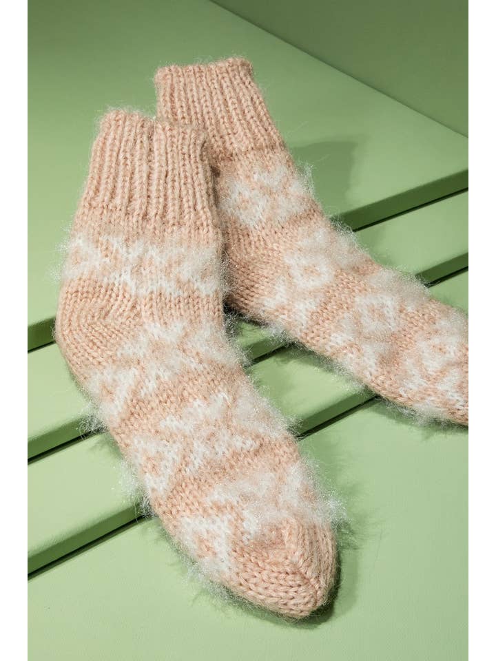 Urbanista - Wholesale Socks - Women's - Fuzzy Nordic Socks