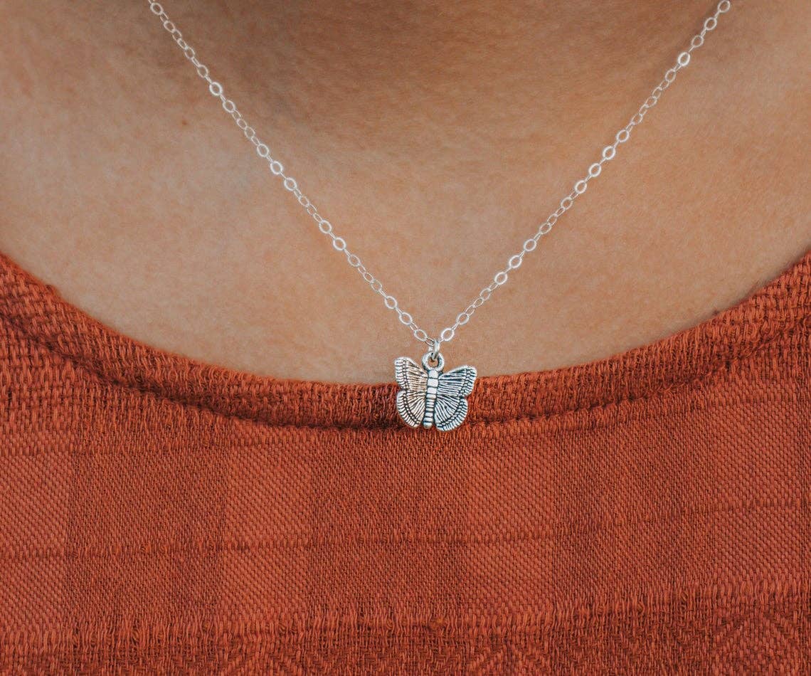 A Worthy Brand - Vente Colliers à pendentif - Collier papillon3