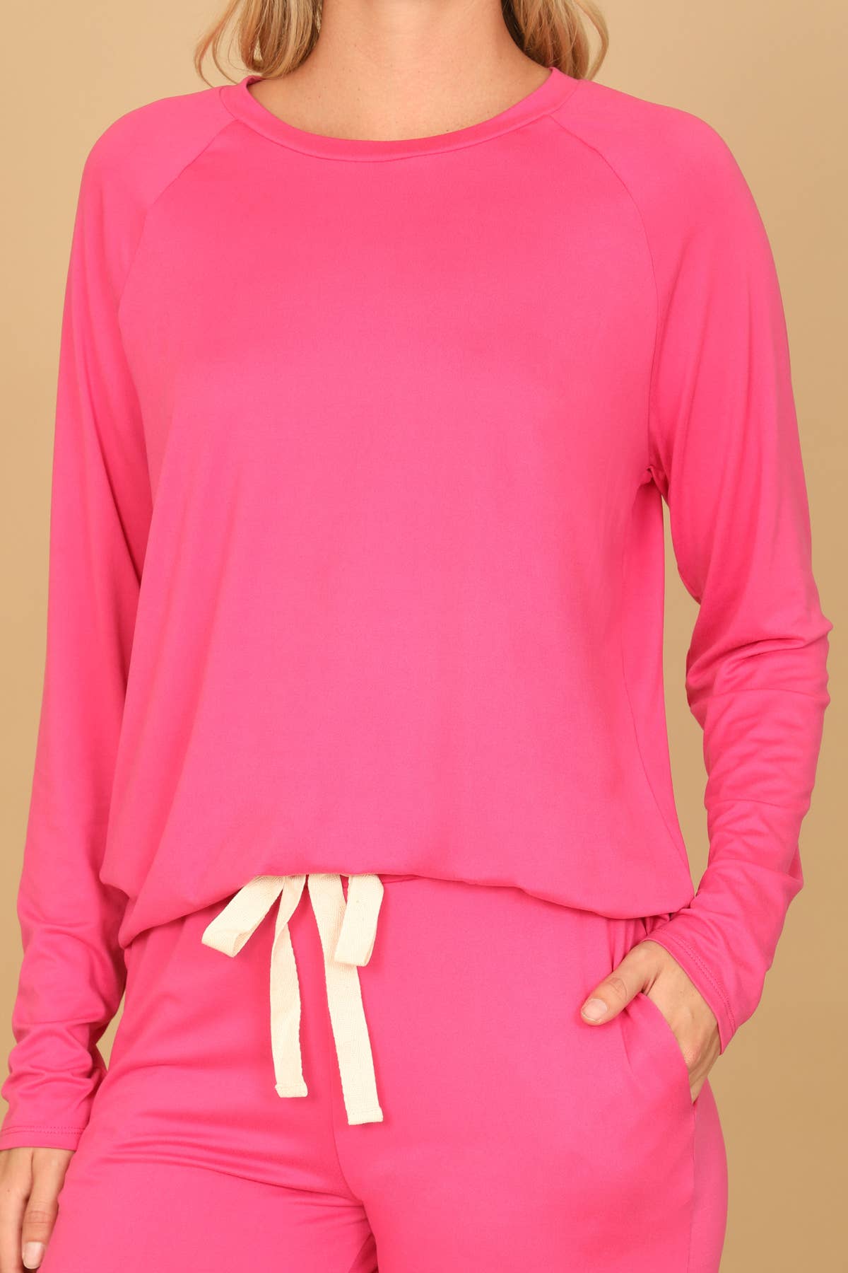 You & Me - Vendita all'ingrosso Pantaloni sportivi/da jogging loungewear - Donna - Set maglia a maniche lunghe e joggers taglie forti YMP40001XV con cintura da annodare.8