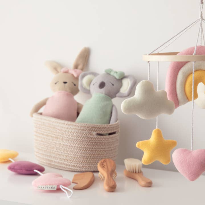 Living Textiles - Wholesale Stuffed/Plush Toy - Kids & Baby - Knitted Animal Toy- Bella the Bunny