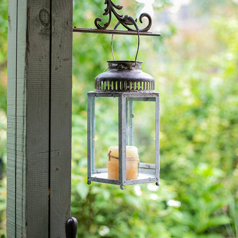Rustic Reach - Wholesale Candle Holder - Glass Metal Lantern Candle Holder2
