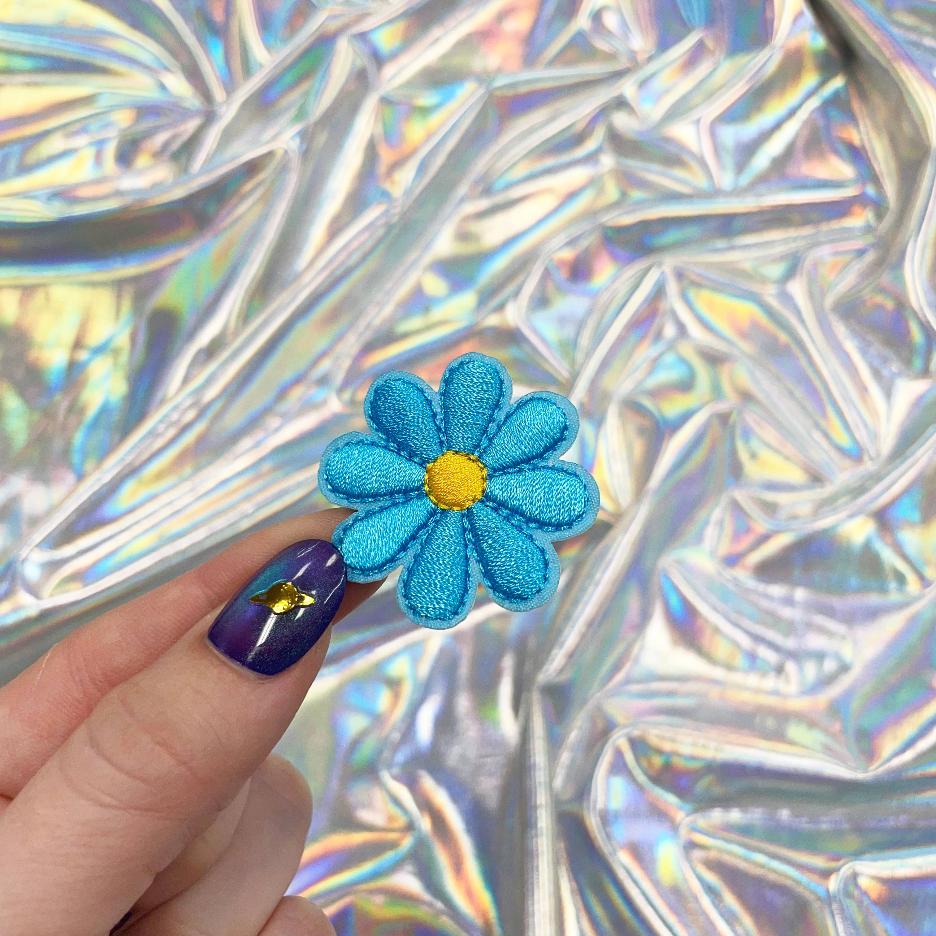 The Crafty Engineer - Vendita all'ingrosso Toppe - Piccole toppe termoadesive ricamate a forma di margherita21