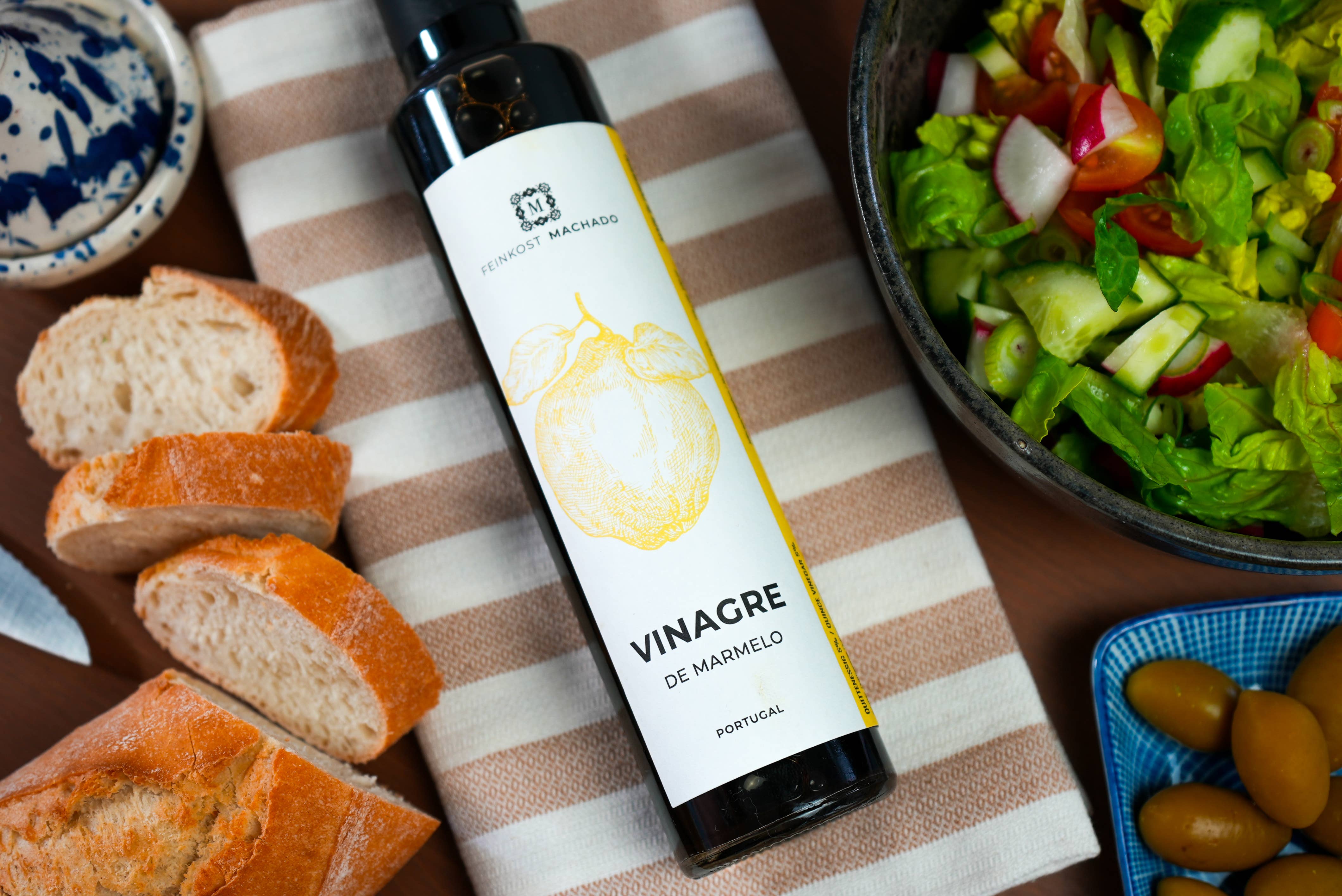 Machado GmbH - Wholesale Vinegar - Quince vinegar 5%, 250ml | Feinkost Machado1