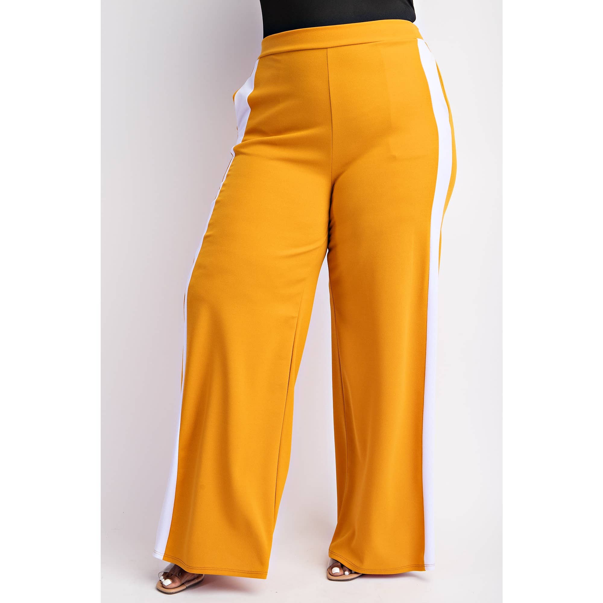The Curve LA - Wholesale Pants - Women's - 74509-1cp  PLUS SIZE SIDE-STRIPED KNIT PANTS WITH POCKETS4