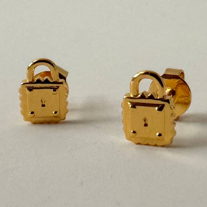 Lock studs voor wholesale door Namaste Jewelry