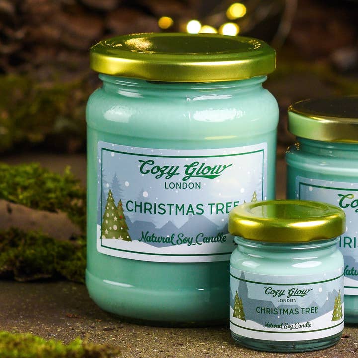 Grande bougie de soja pour sapin de Noël pour la vente par Cozy Glow Candles & Home