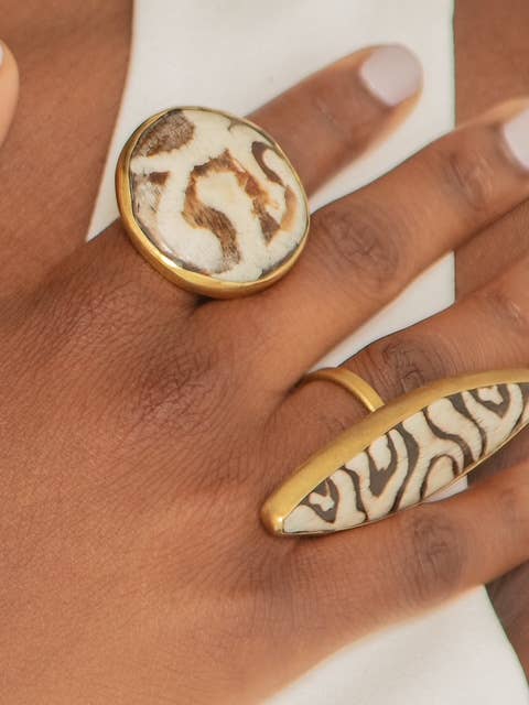 Anillos de moda ajustables de batik soldado para venta al por mayor de Harkiss Designs