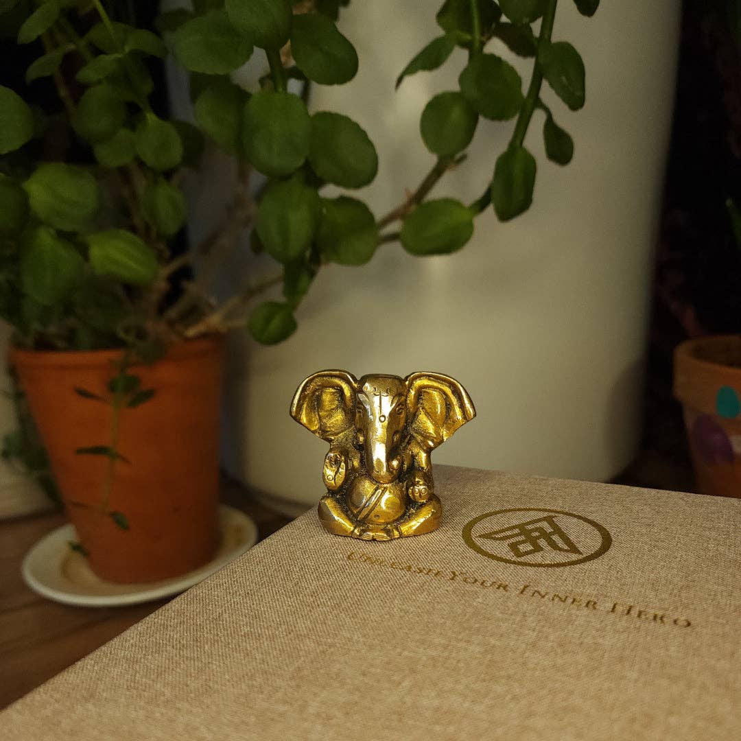 Asivana Yoga Company - Wholesale Sculpture - Brass Ganesh Statue - 2" Murti2