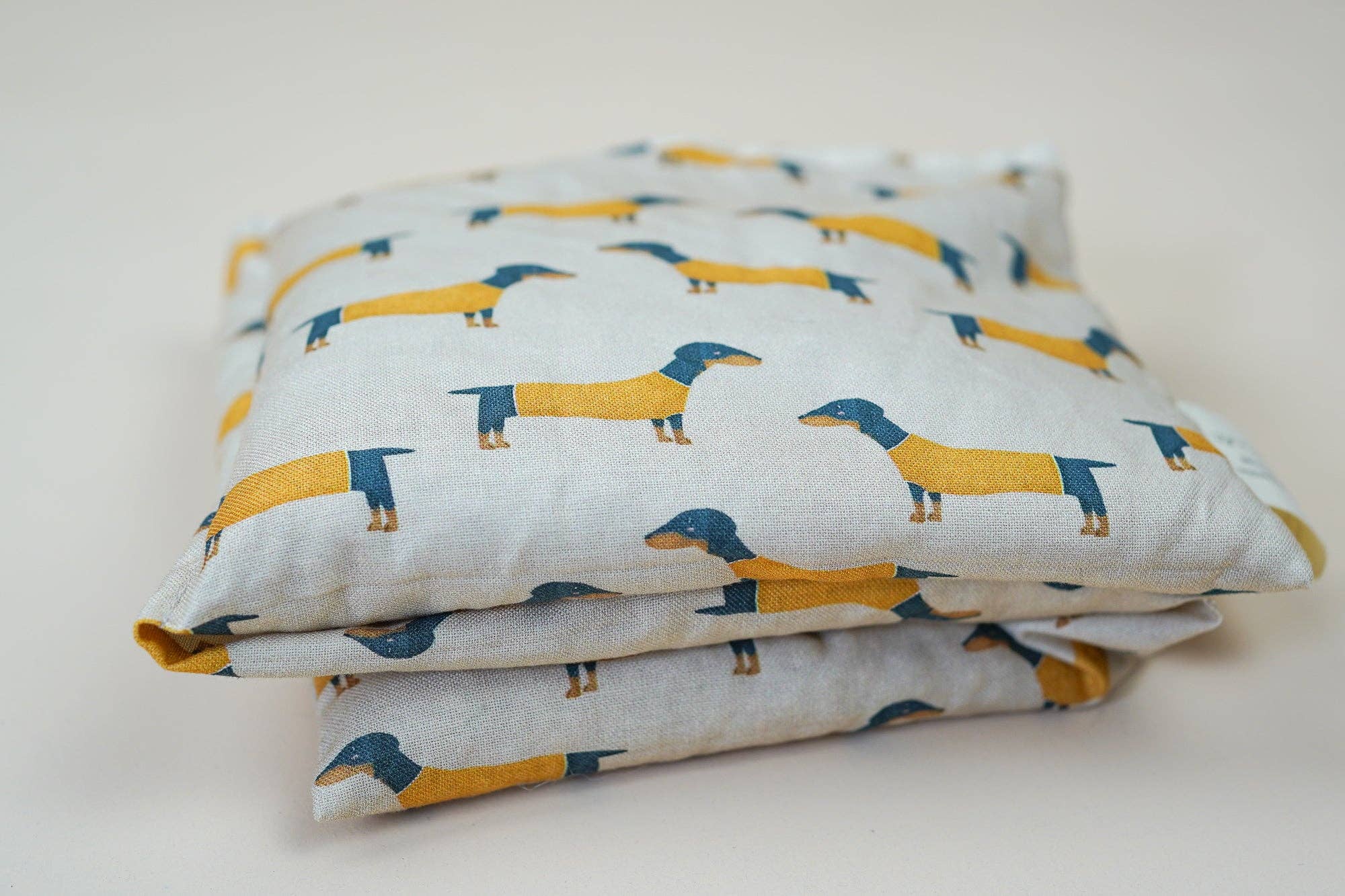 Tochter von Walter - Wholesale Warm/koud kompres - Warmtepad teckelvorm - voor warm en koud gebruik4