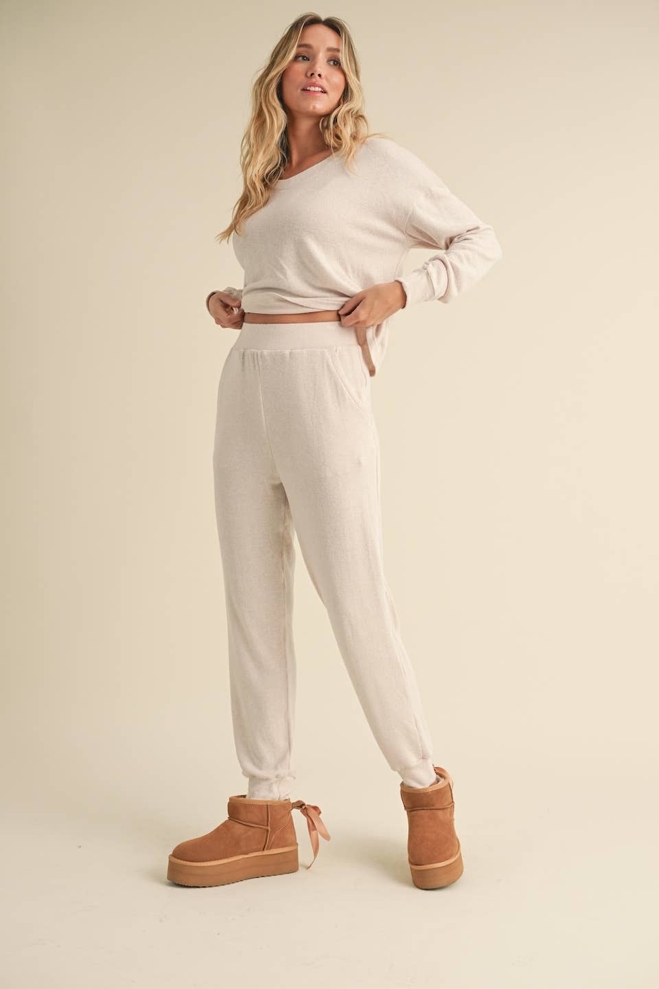 KIMBERLY C - Wholesale Knit Top - Women's - Brushed Hacci Long Sleeve V Neck Top2